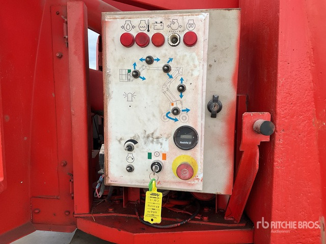 2006 Haulotte HA12PX 4WD Diesel Articulating Boom Lift - مرفاع مفصلي: صورة 5 2006 Haulotte HA12PX 4WD Diesel Articulating Boom Lift - مرفاع مفصلي: صورة 5