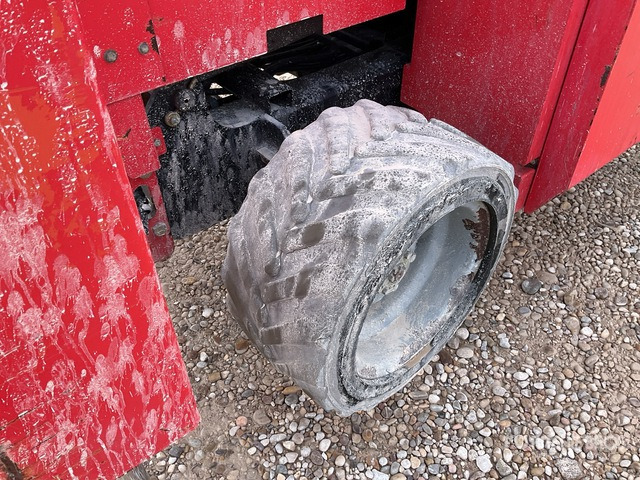 2011 Manitou 120SC 4x4 Diesel Scissor Lift - مرفاع مقصي: صورة 4 2011 Manitou 120SC 4x4 Diesel Scissor Lift - مرفاع مقصي: صورة 4