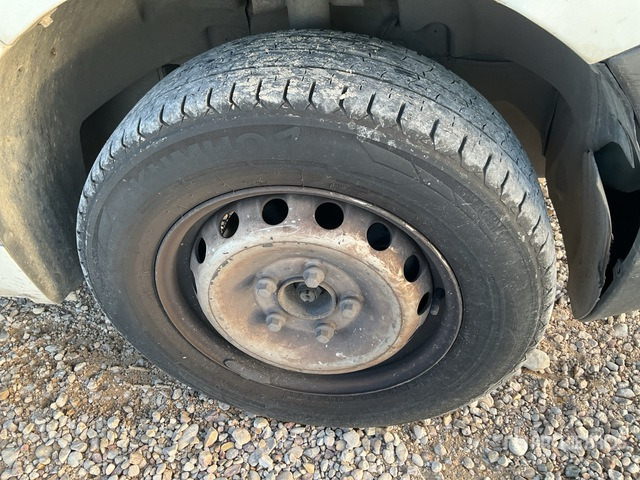 2014 Renault Master DCI100 Cargo Van - شاحنة توصيل مغلقة: صورة 4 2014 Renault Master DCI100 Cargo Van - شاحنة توصيل مغلقة: صورة 4