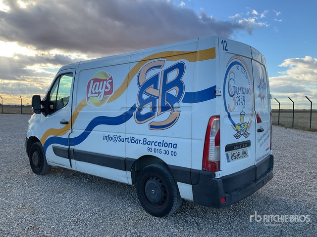 2014 Renault Master DCI100 Cargo Van - شاحنة توصيل مغلقة: صورة 2 2014 Renault Master DCI100 Cargo Van - شاحنة توصيل مغلقة: صورة 2