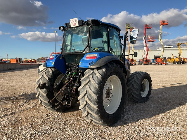 2017 New Holland T5.115 4WD Tractor - جرار: صورة 3 2017 New Holland T5.115 4WD Tractor - جرار: صورة 3