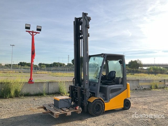 2018 Jungheinrich EFG430K 2540 kg Electric Forklift - رافعة شوكية كهربائية: صورة 2 2018 Jungheinrich EFG430K 2540 kg Electric Forklift - رافعة شوكية كهربائية: صورة 2