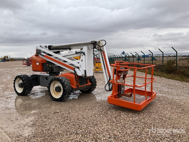 2018 Snorkel A46JRT 4WD Diesel Articulating Boom Lift - مرفاع مفصلي: صورة 3 2018 Snorkel A46JRT 4WD Diesel Articulating Boom Lift - مرفاع مفصلي: صورة 3
