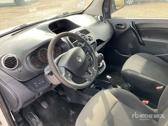 2019 Renault Kangoo Combi Passenger Van - حافلة صغيرة, ميكروباص: صورة 5 2019 Renault Kangoo Combi Passenger Van - حافلة صغيرة, ميكروباص: صورة 5