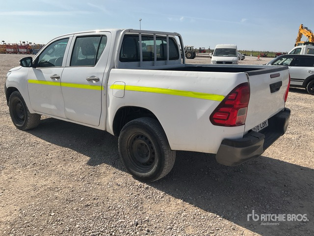 2019 Toyota Hilux 4x4 Crew Cab Pickup - شاحنة البيك أب: صورة 3 2019 Toyota Hilux 4x4 Crew Cab Pickup - شاحنة البيك أب: صورة 3