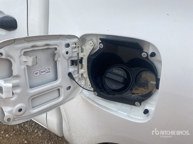 2019 Toyota Hilux 4x4 Pickup - شاحنة البيك أب: صورة 5 2019 Toyota Hilux 4x4 Pickup - شاحنة البيك أب: صورة 5