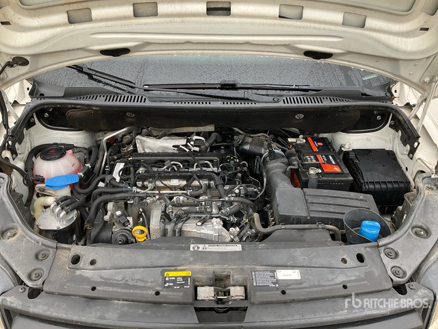 2019 Volkswagen Caddy Cargo Van - شاحنة توصيل مغلقة: صورة 4 2019 Volkswagen Caddy Cargo Van - شاحنة توصيل مغلقة: صورة 4