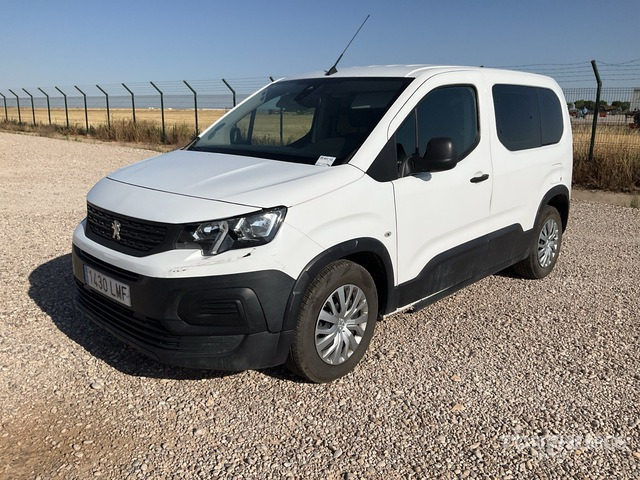2021 Peugeot Rifter Passenger Van - حافلة صغيرة, ميكروباص: صورة 2 2021 Peugeot Rifter Passenger Van - حافلة صغيرة, ميكروباص: صورة 2