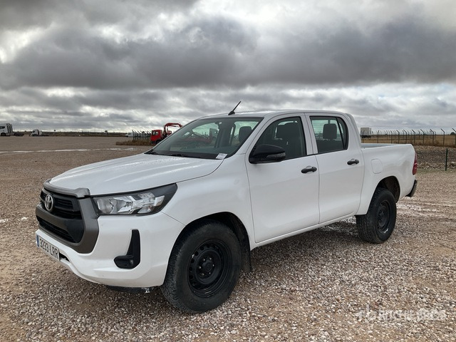 2021 Toyota Hilux 4x4 Crew Cab Pickup - شاحنة البيك أب: صورة 3 2021 Toyota Hilux 4x4 Crew Cab Pickup - شاحنة البيك أب: صورة 3