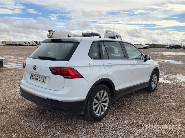 2021 Volkswagen Tiguan Automobile - سيارة: صورة 3 2021 Volkswagen Tiguan Automobile - سيارة: صورة 3
