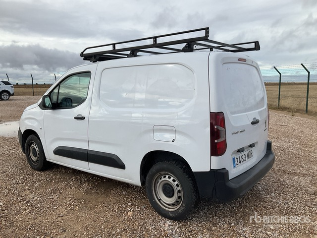 2023 Peugeot Partner Cargo Van - شاحنة توصيل مغلقة: صورة 3 2023 Peugeot Partner Cargo Van - شاحنة توصيل مغلقة: صورة 3