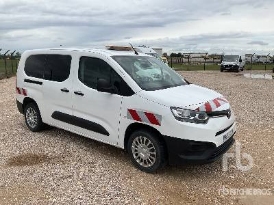 TOYOTA PROACE CITY VER 5 - سيارة: صورة 4 TOYOTA PROACE CITY VER 5 - سيارة: صورة 4