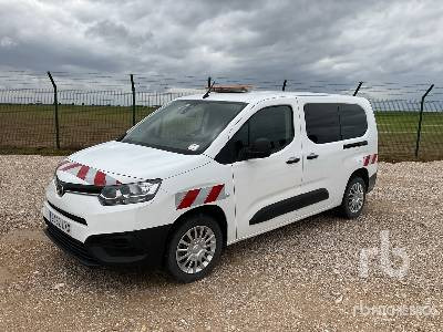 TOYOTA PROACE CITY VER 5 - سيارة: صورة 1 TOYOTA PROACE CITY VER 5 - سيارة: صورة 1