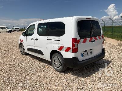 TOYOTA PROACE CITY VER - سيارة: صورة 2 TOYOTA PROACE CITY VER - سيارة: صورة 2