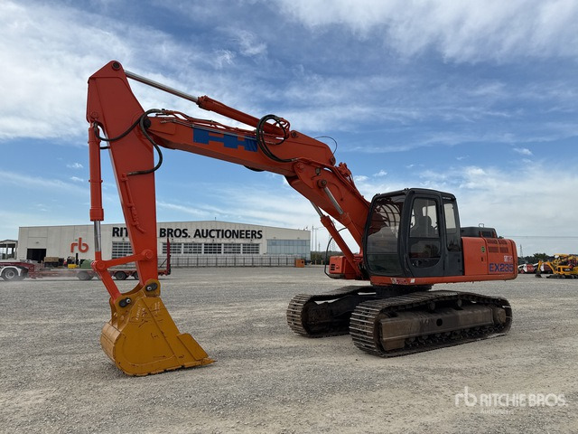 2000 Fiat-Hitachi EX235 Escavatore cingolato - حفار زاحف: صورة 1 2000 Fiat-Hitachi EX235 Escavatore cingolato - حفار زاحف: صورة 1