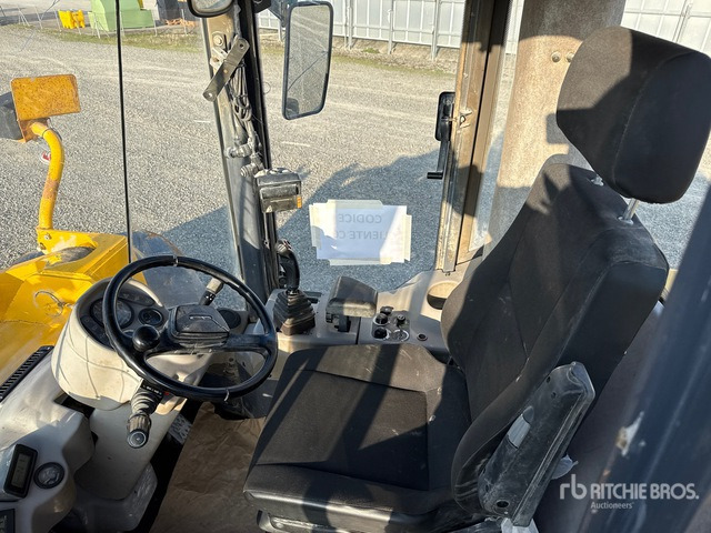 2000 Furukawa 355 Wheel Loader - اللودر بعجل: صورة 5 2000 Furukawa 355 Wheel Loader - اللودر بعجل: صورة 5