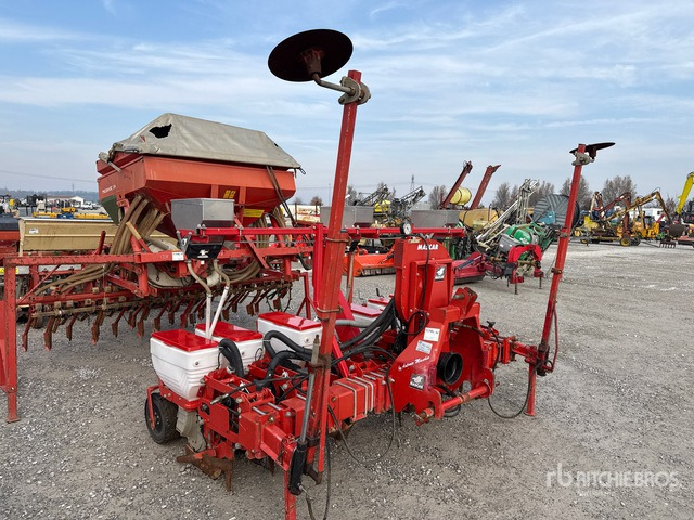 2002 Mascar Futura M6 Pneumatic Air Seeder - آلة البذر: صورة 2 2002 Mascar Futura M6 Pneumatic Air Seeder - آلة البذر: صورة 2