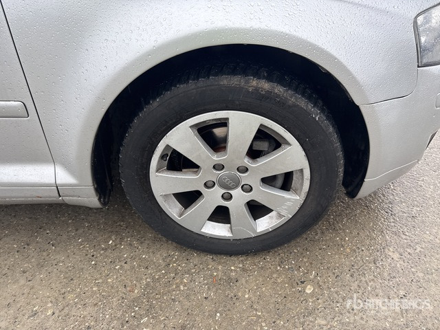2004 Audi A3 Automobile - سيارة: صورة 4 2004 Audi A3 Automobile - سيارة: صورة 4