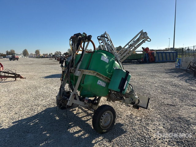2005 Unigreen ECO 3-Point Hitch Sprayer - رشاش معلق على جرار: صورة 1 2005 Unigreen ECO 3-Point Hitch Sprayer - رشاش معلق على جرار: صورة 1