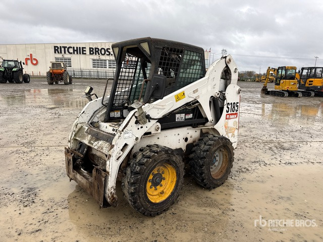 2006 Bobcat S185 Skid Steer Loader - شيول صغير: صورة 1 2006 Bobcat S185 Skid Steer Loader - شيول صغير: صورة 1