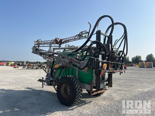 2006 Unigreen Campo 30TF Pull-Type Sprayer - رشاش مسحوب: صورة 4 2006 Unigreen Campo 30TF Pull-Type Sprayer - رشاش مسحوب: صورة 4