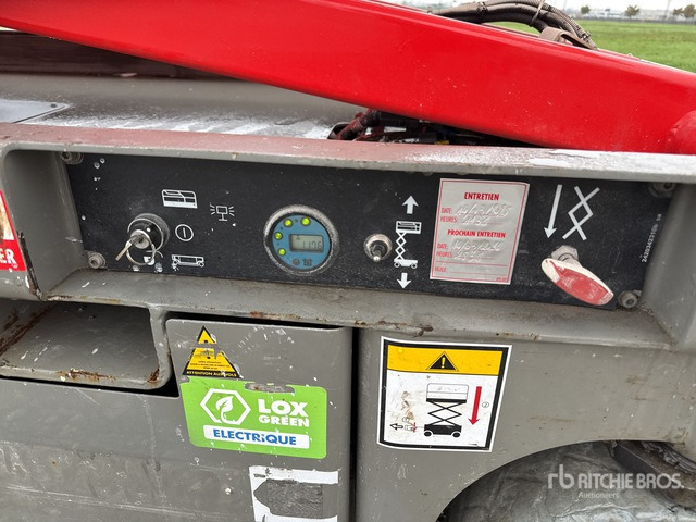 2008 Haulotte COMPACT 12 Electric Scissor Lift - مرفاع مقصي: صورة 5 2008 Haulotte COMPACT 12 Electric Scissor Lift - مرفاع مقصي: صورة 5