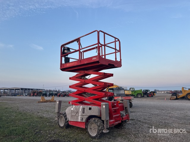 2008 Haulotte Compact12DX Diesel Scissor Lift - مرفاع مقصي: صورة 3 2008 Haulotte Compact12DX Diesel Scissor Lift - مرفاع مقصي: صورة 3