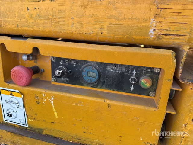 2008 Haulotte Optimum 8 Electric Scissor Lift - مرفاع مقصي: صورة 5 2008 Haulotte Optimum 8 Electric Scissor Lift - مرفاع مقصي: صورة 5