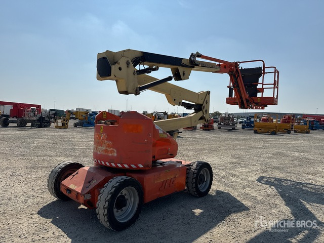 2008 JLG E450AJ Piattaforma monobraccio articolata - مرفاع مفصلي: صورة 3 2008 JLG E450AJ Piattaforma monobraccio articolata - مرفاع مفصلي: صورة 3