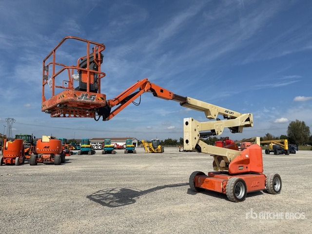 2008 JLG E450AJ V A069 Piattaforma monobraccio articolata - مرفاع مفصلي: صورة 1 2008 JLG E450AJ V A069 Piattaforma monobraccio articolata - مرفاع مفصلي: صورة 1