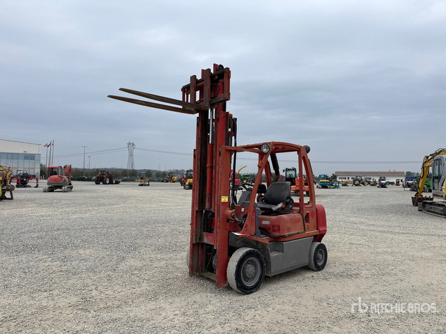 2009 Nissan Y1D2A250 2250 kg Forklift - رافعة شوكية ديزل: صورة 1 2009 Nissan Y1D2A250 2250 kg Forklift - رافعة شوكية ديزل: صورة 1