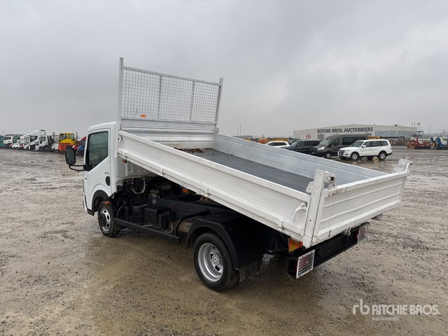 2009 Renault Maxity 4x2 Dump Truck: Light Duty - شاحنة قلاب: صورة 2 2009 Renault Maxity 4x2 Dump Truck: Light Duty - شاحنة قلاب: صورة 2