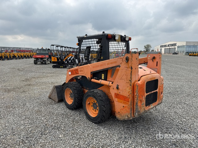 2012 Komatsu SK714-2 High Flow Skid Steer Loader - شيول صغير: صورة 4 2012 Komatsu SK714-2 High Flow Skid Steer Loader - شيول صغير: صورة 4