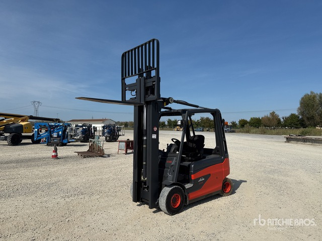 2013 Linde E25L-01 2500 kg Electric Forklift - رافعة شوكية كهربائية: صورة 1 2013 Linde E25L-01 2500 kg Electric Forklift - رافعة شوكية كهربائية: صورة 1