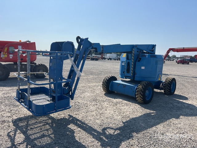 2015 Genie Z-34/22 (Inoperable) Articulating Boom Lift - مرفاع مفصلي: صورة 4 2015 Genie Z-34/22 (Inoperable) Articulating Boom Lift - مرفاع مفصلي: صورة 4