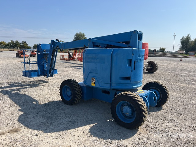 2015 Genie Z-34/22 (Inoperable) Articulating Boom Lift - مرفاع مفصلي: صورة 3 2015 Genie Z-34/22 (Inoperable) Articulating Boom Lift - مرفاع مفصلي: صورة 3