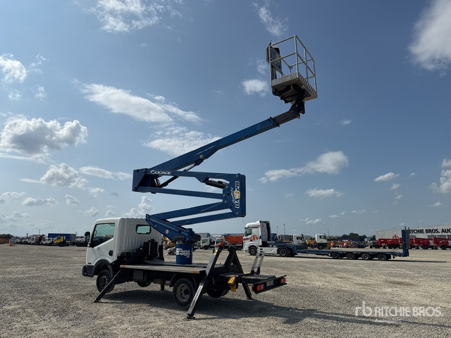 2015 Nissan Cabstar 35.12 2015 Socage DA320 20 m on Bucket Truck - منصة محمولة مثبتة على الشاحنة: صورة 4 2015 Nissan Cabstar 35.12 2015 Socage DA320 20 m on Bucket Truck - منصة محمولة مثبتة على الشاحنة: صورة 4
