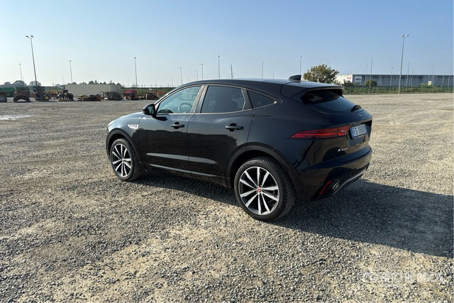 2018 Jaguar E Pace 2.0D I4 R-DYNAMIC SE 4WD 240CV SUV - سيارة دفع رباعي: صورة 1 2018 Jaguar E Pace 2.0D I4 R-DYNAMIC SE 4WD 240CV SUV - سيارة دفع رباعي: صورة 1