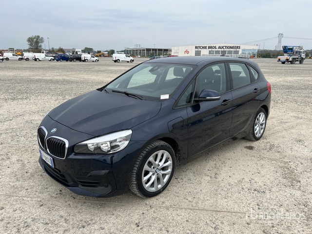2019 BMW 225XE IPERFORMANCE AUTO SUV - سيارة دفع رباعي: صورة 2 2019 BMW 225XE IPERFORMANCE AUTO SUV - سيارة دفع رباعي: صورة 2