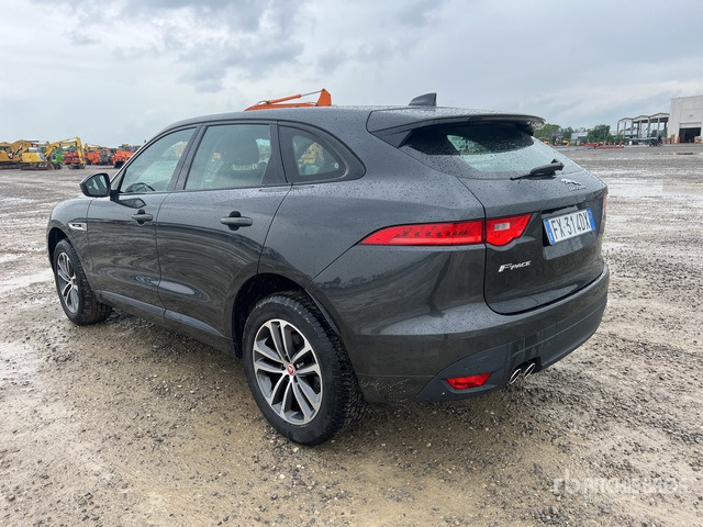 2019 Jaguar F-Pace 2.0D I4 180CV R-SPORT AWD (Inop ... SUV - سيارة دفع رباعي: صورة 4 2019 Jaguar F-Pace 2.0D I4 180CV R-SPORT AWD (Inop ... SUV - سيارة دفع رباعي: صورة 4