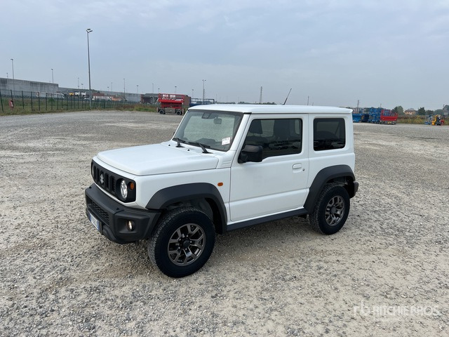 2019 Suzuki Jimny 1.5 Top 4wd allgrip 75KW/102CV SUV - سيارة دفع رباعي: صورة 2 2019 Suzuki Jimny 1.5 Top 4wd allgrip 75KW/102CV SUV - سيارة دفع رباعي: صورة 2