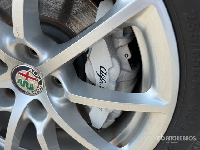2020 Alfa Romeo Stelvio 2.2 TD 190CV AT8 Q4 BUSINESS SUV - سيارة دفع رباعي: صورة 5 2020 Alfa Romeo Stelvio 2.2 TD 190CV AT8 Q4 BUSINESS SUV - سيارة دفع رباعي: صورة 5