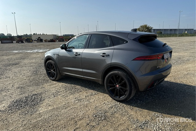 2020 Jaguar E Pace 2.0D I4 CHEQUERED FLAG AUTO 4WD SUV - سيارة دفع رباعي: صورة 1 2020 Jaguar E Pace 2.0D I4 CHEQUERED FLAG AUTO 4WD SUV - سيارة دفع رباعي: صورة 1
