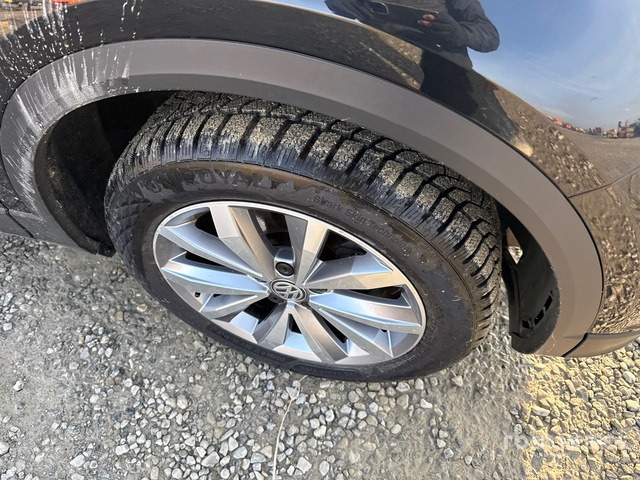 2020 Volkswagen T-Roc 1.5 TSI ACT BUSINESS DSG SUV - سيارة دفع رباعي: صورة 4 2020 Volkswagen T-Roc 1.5 TSI ACT BUSINESS DSG SUV - سيارة دفع رباعي: صورة 4