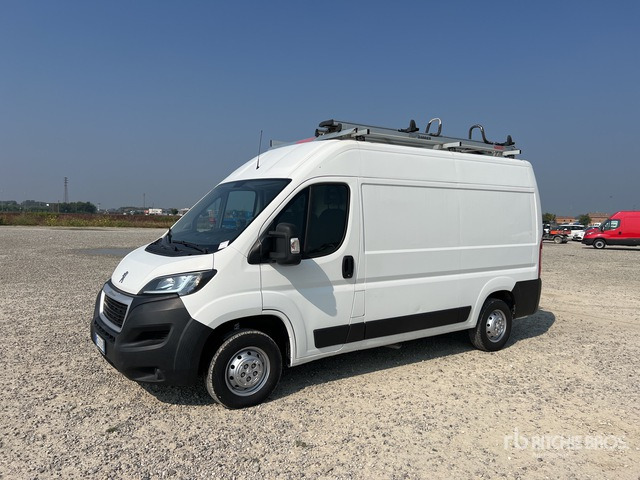 2021 Peugeot Boxer 333 L2H2 2.2 BLUEHDI 140CV S&S Van Truck - فان المدمجة: صورة 3 2021 Peugeot Boxer 333 L2H2 2.2 BLUEHDI 140CV S&S Van Truck - فان المدمجة: صورة 3