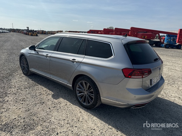 2021 Volkswagen Passat 1.4 PLUG IN HYBRID GTE DSG Station Wagon - سيارة ستيشن: صورة 4 2021 Volkswagen Passat 1.4 PLUG IN HYBRID GTE DSG Station Wagon - سيارة ستيشن: صورة 4