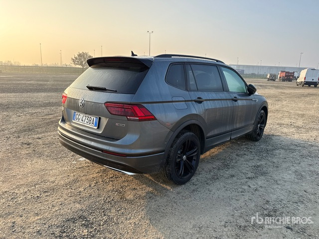 2021 Volkswagen Tiguan ALLSPACE 2.0 TDI SCR 147KW ADVA ... SUV - سيارة دفع رباعي: صورة 3 2021 Volkswagen Tiguan ALLSPACE 2.0 TDI SCR 147KW ADVA ... SUV - سيارة دفع رباعي: صورة 3