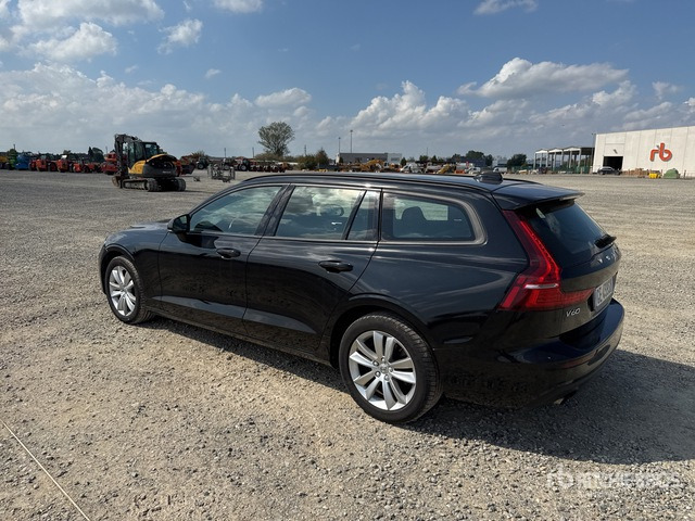 2021 Volvo V60 SW B4 D AUTOM. MOMENTUM BUSINESS Automobile - سيارة: صورة 3 2021 Volvo V60 SW B4 D AUTOM. MOMENTUM BUSINESS Automobile - سيارة: صورة 3