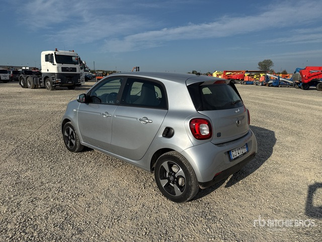 2022 SMART EQ BERLINA EQ 60KW PASSION Automobile - سيارة: صورة 3 2022 SMART EQ BERLINA EQ 60KW PASSION Automobile - سيارة: صورة 3