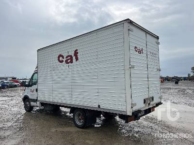 IVECO DAILY 35C15 - شاحنة صندوقية: صورة 2 IVECO DAILY 35C15 - شاحنة صندوقية: صورة 2